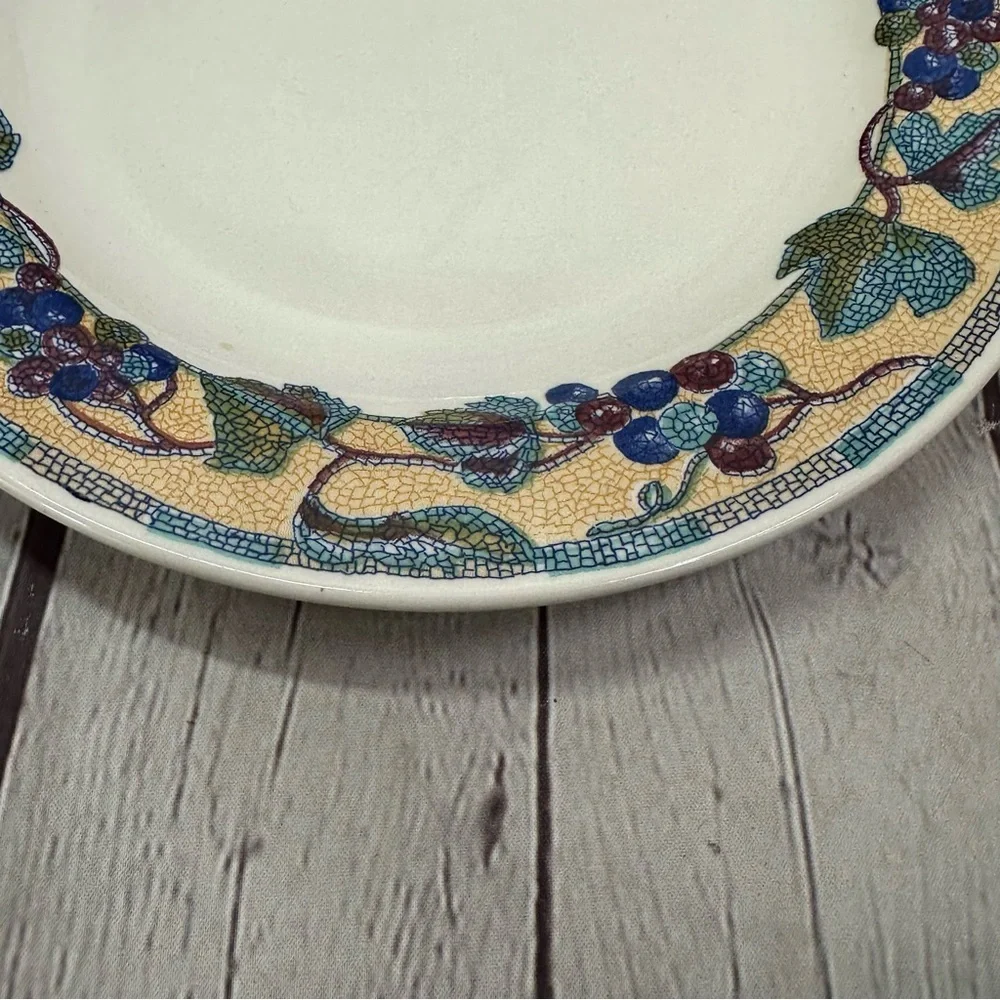 Pier 1 Grapes & Leaves In Mosaic Design PaFloral Vine Dinner Plate